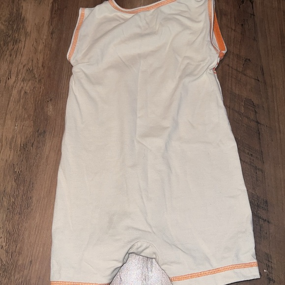 Cat & Jack cheetah romper size 12 months - Picture 3 of 3